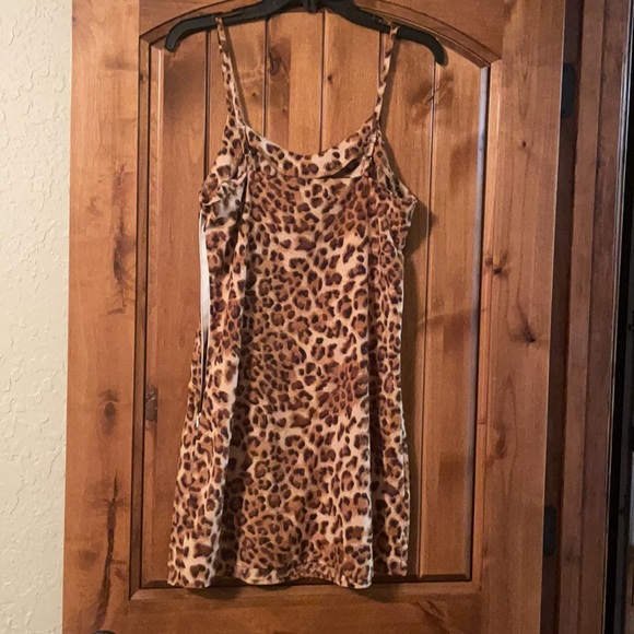 Shein leopard print satin spaghetti sleeve minidress - Picture 2 of 5